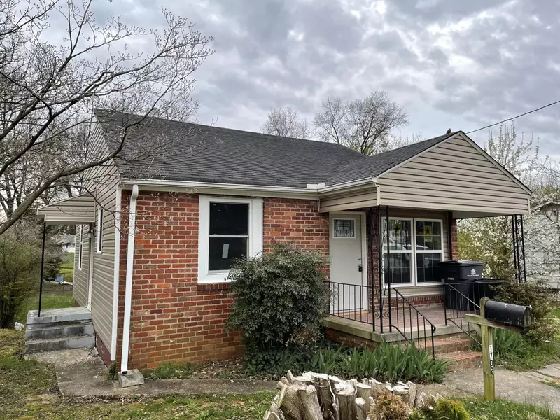 1732 Beaumont, Knoxville, TN 37921