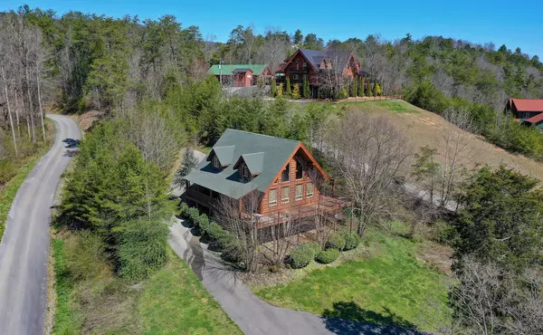 2620 Waldens Creek Rd, Sevierville, TN 37876