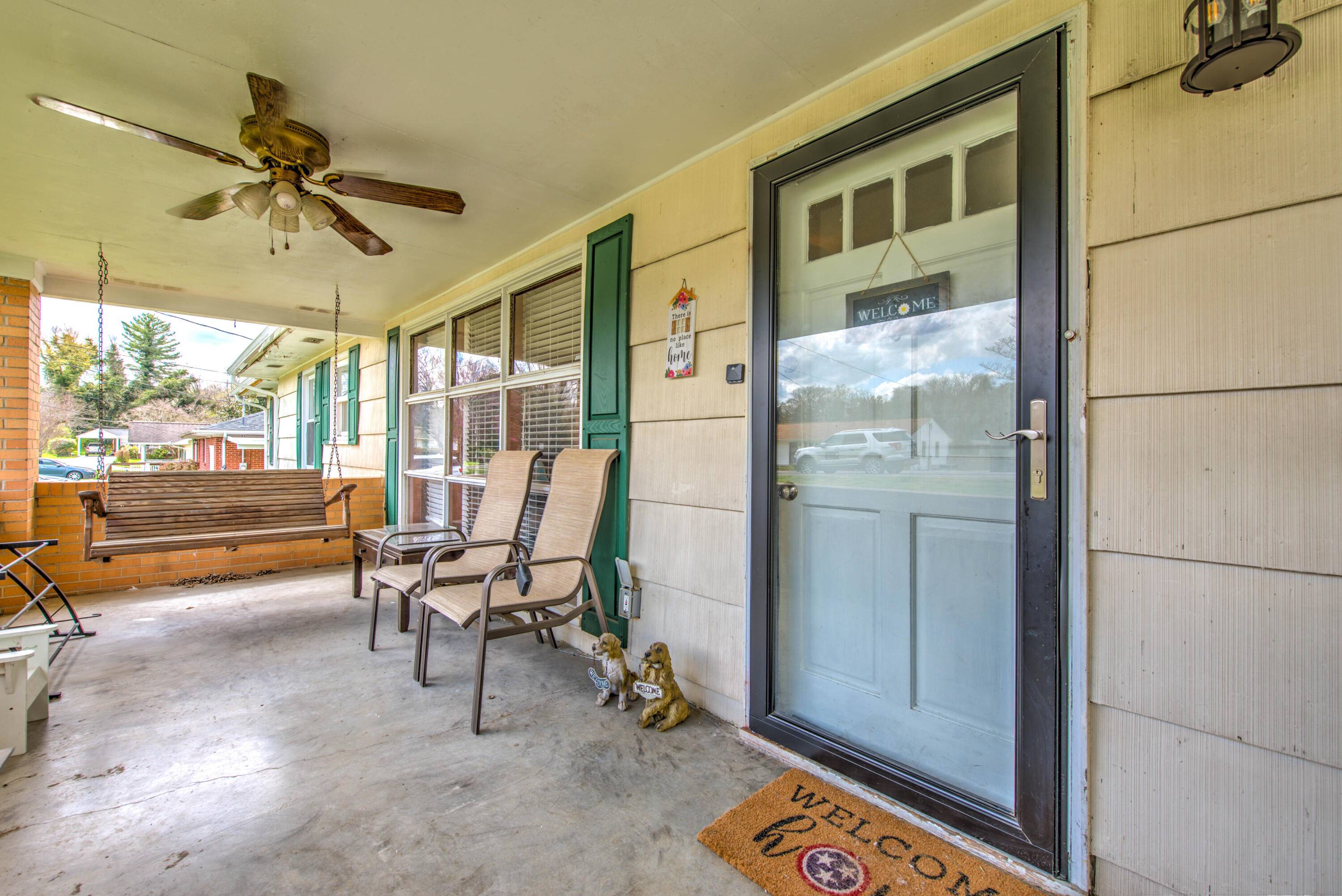 Clinton, TN 37716,425 Highland DR