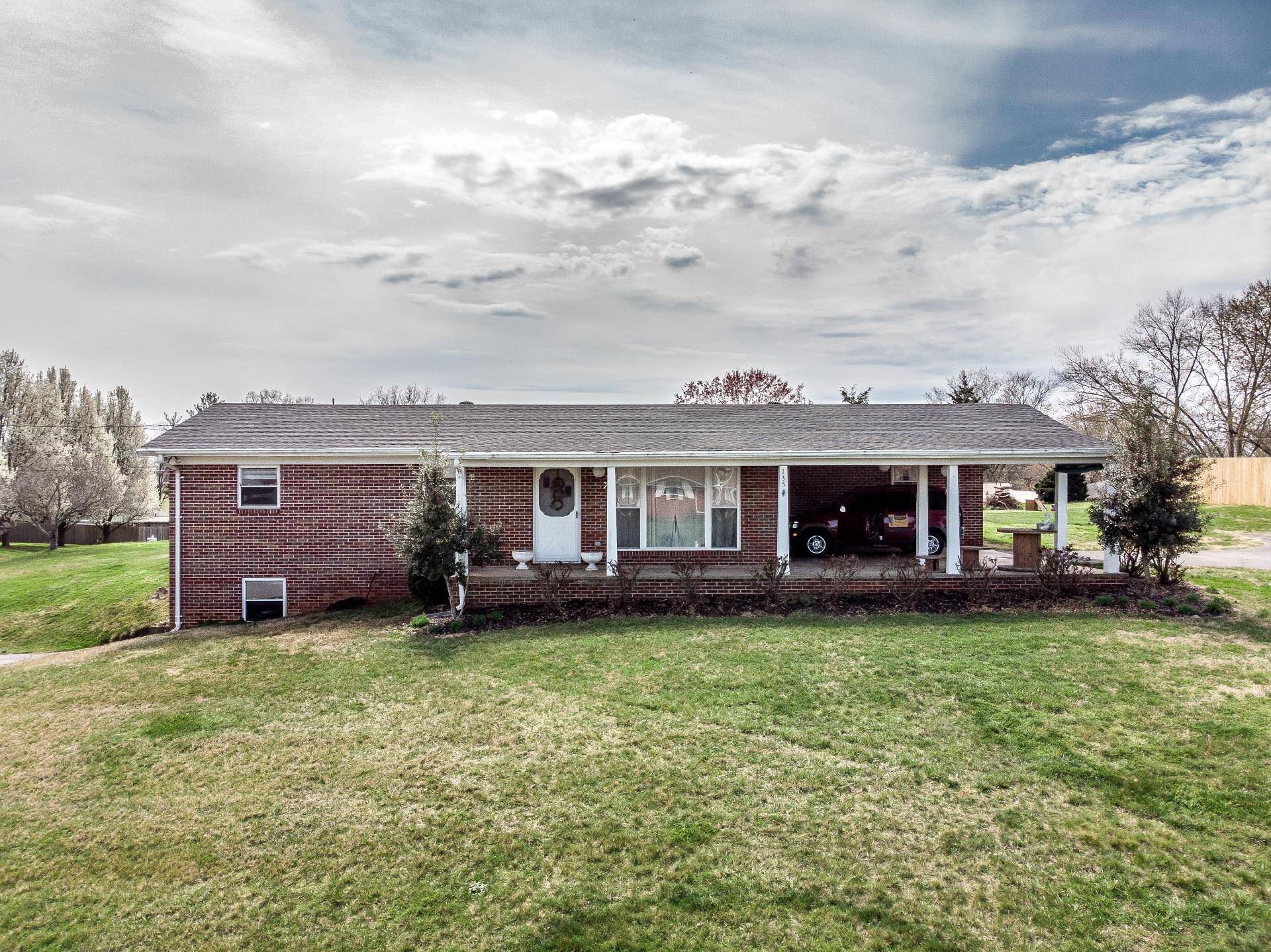 135 Sequoia Tr, Greeneville, TN 37743