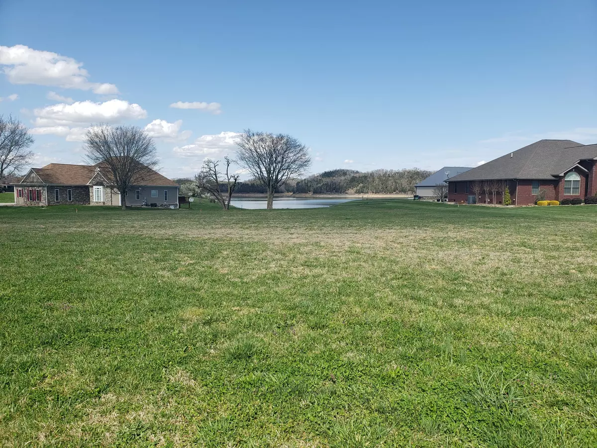 Dandridge, TN 37725,Wild Pear Tr