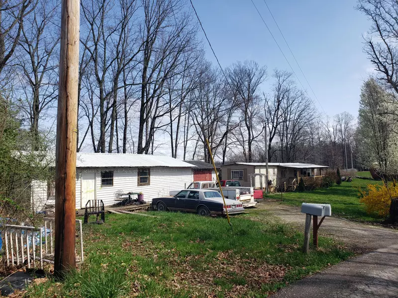 364 Phillips Loop Rd, Helenwood, TN 37755