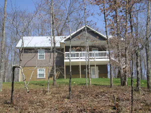 1225 Louvaine Rd, Jamestown, TN 38556