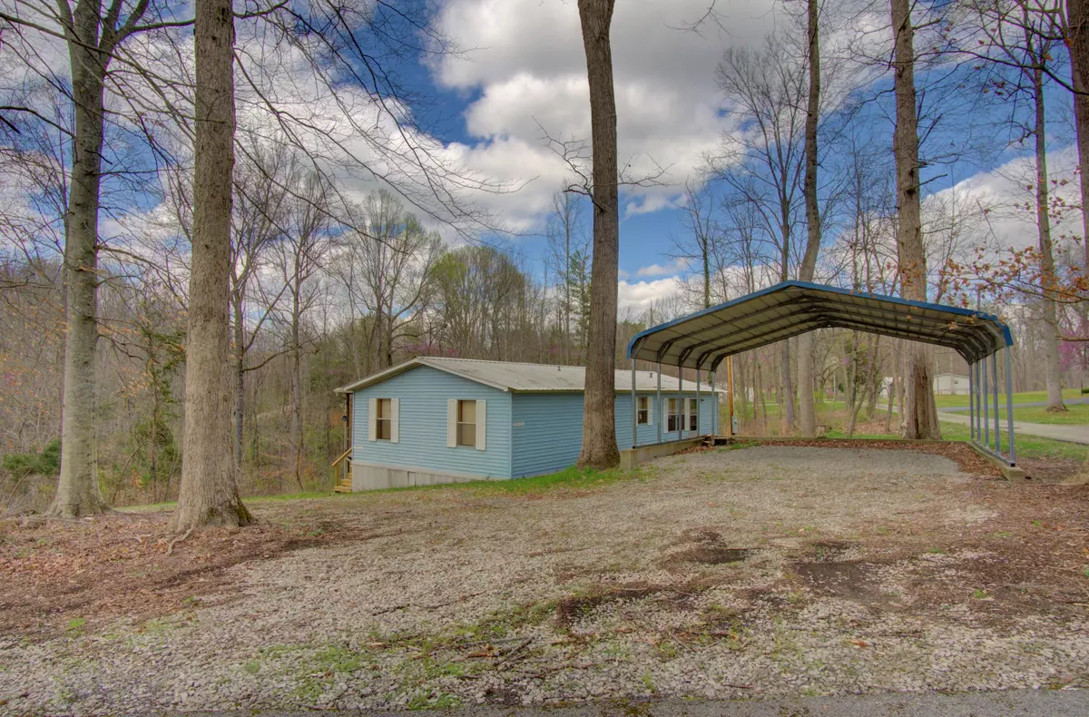 Byrdstown, TN 38549,266 Lakeview TER