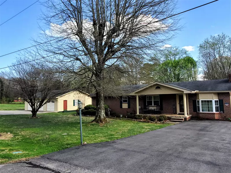 1213 Apache Street, Athens, TN 37303