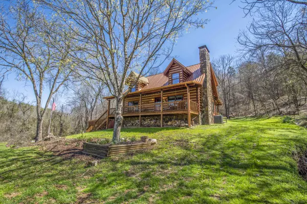 1132 Longs Bend Rd, Rogersville, TN 37857