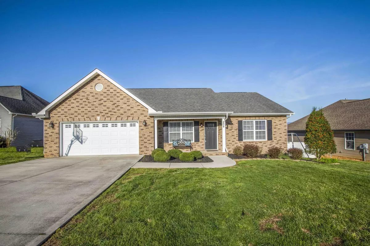 Clinton, TN 37716,204 Cornerstone CIR