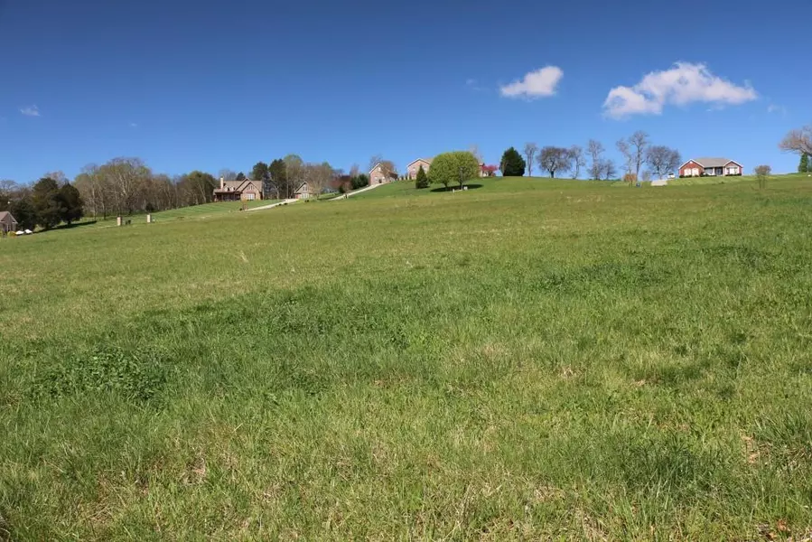 Victory Drive, Madisonville, TN 37354