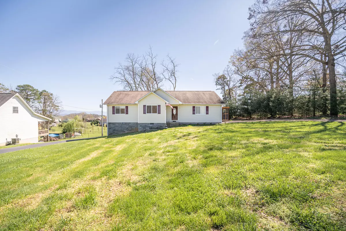 Dandridge, TN 37725,437 Morie Rd