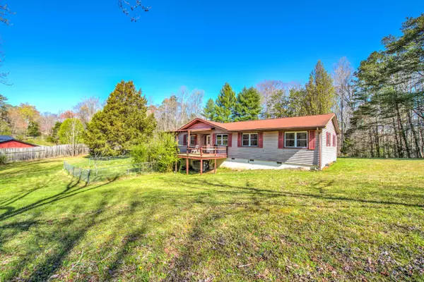 273 Sisson St, Oliver Springs, TN 37840