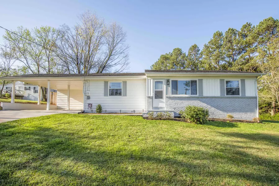 581 Stephens Rd, Greenback, TN 37742