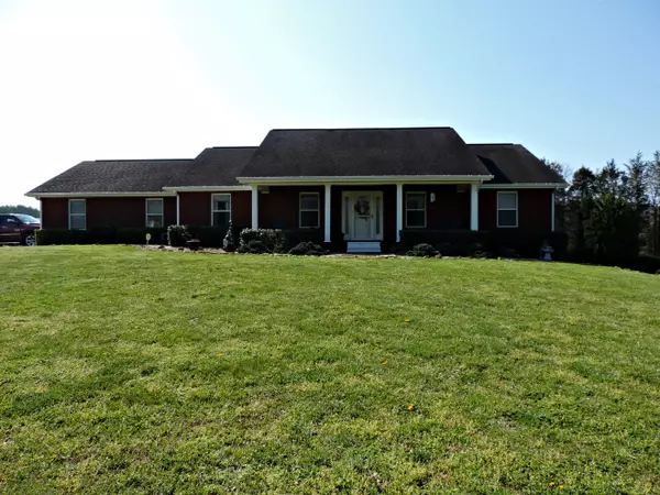 2290 Cherry St, Rutledge, TN 37861