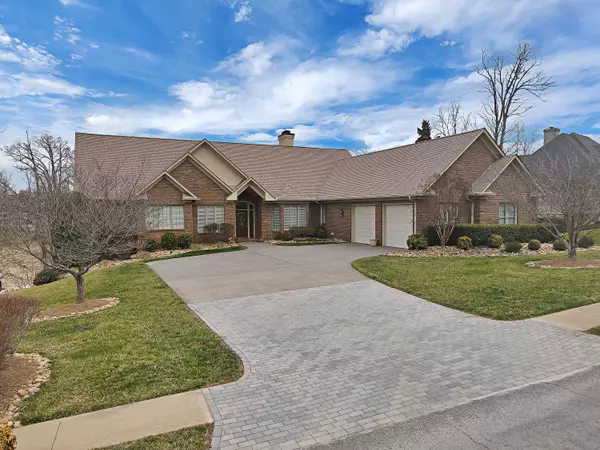 Lenoir City, TN 37772,915 Timberline DR