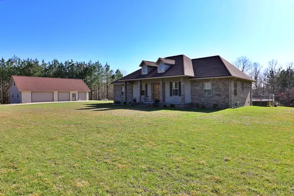 1355 Robbins Rd, Robbins, TN 37852