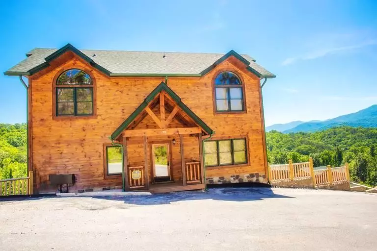 778 Mountain Stream WAY, Gatlinburg, TN 37738