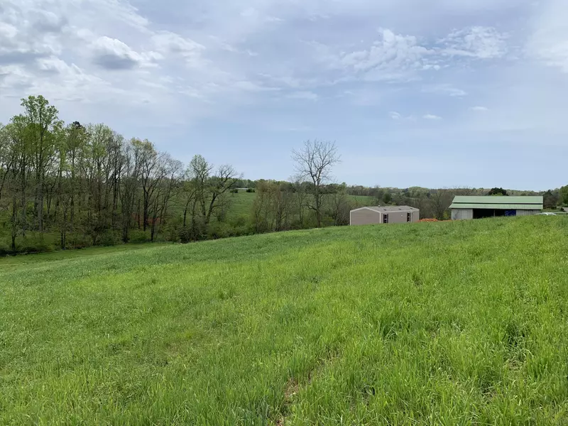 1074 Federal Road, Madisonville, TN 37354