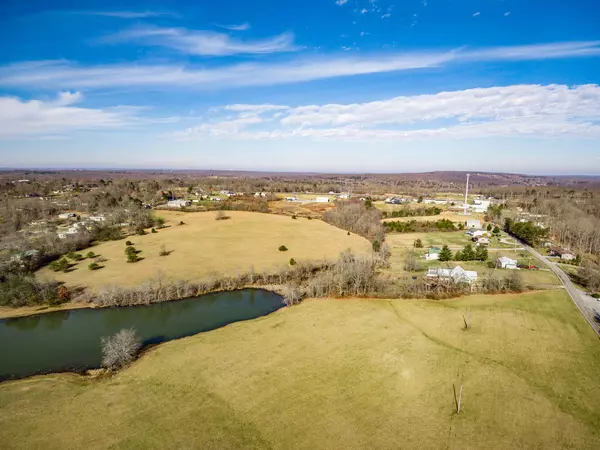 Crossville, TN 38571,267 Fence LN