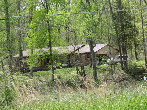 Tellico Plains, TN 37385,8350 Hwy 68