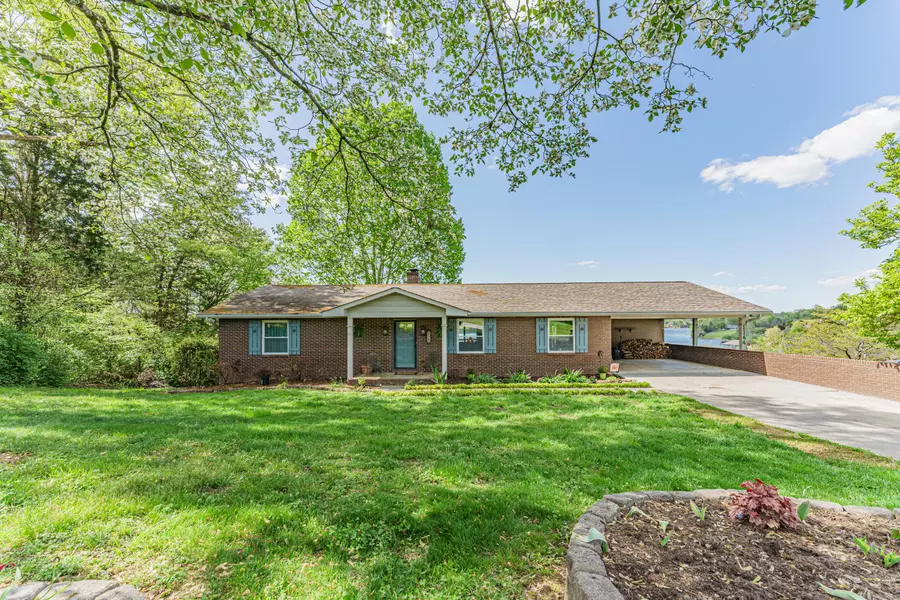 1144 Chula Vista DR, Friendsville, TN 37737