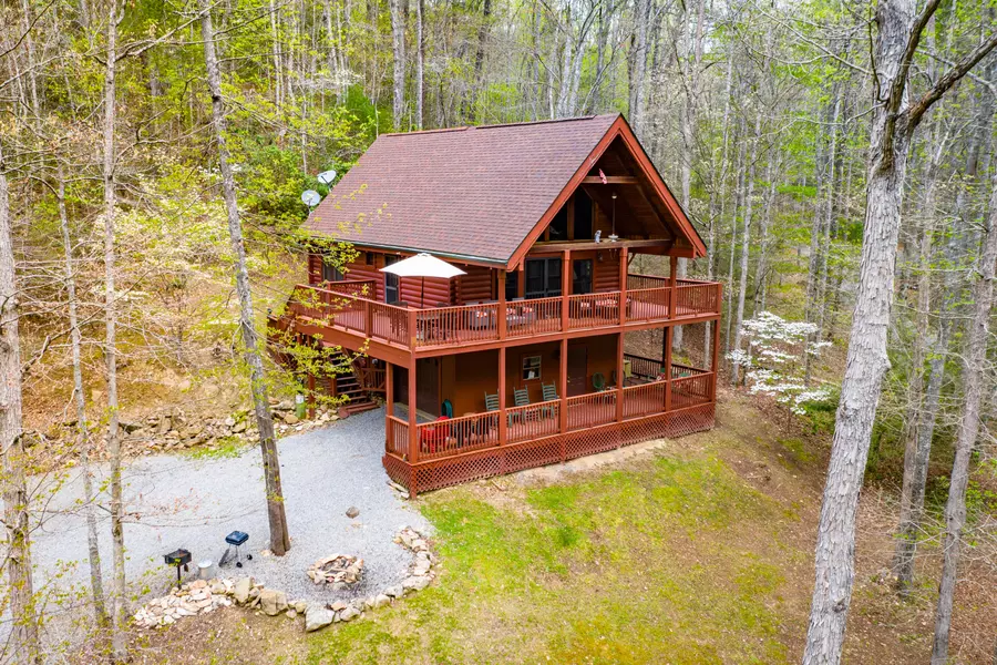 4402 Creek Falls WAY, Sevierville, TN 37862