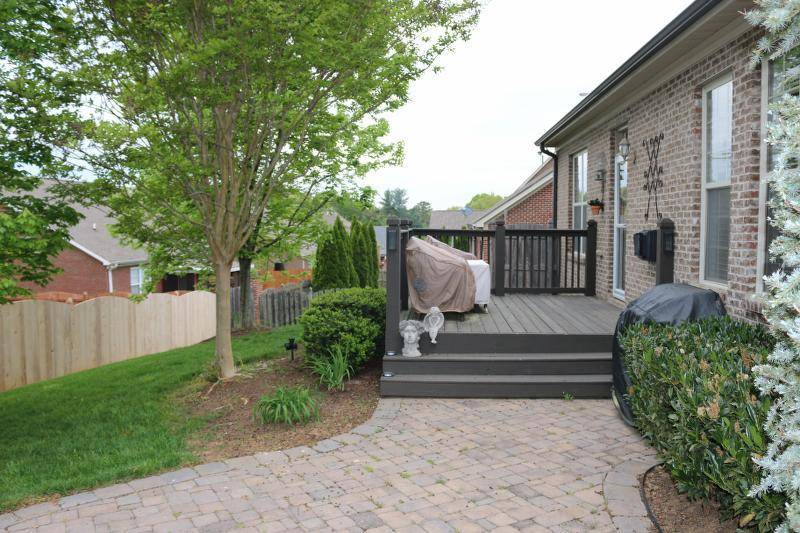 Knoxville, TN 37922,1733 Bonnie Roach LN