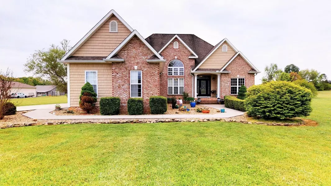 114 Hidden Springs DR, Madisonville, TN 37354