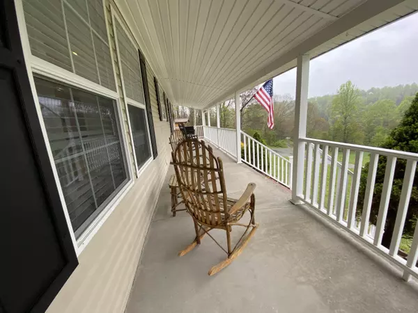 Jonesville, VA 24263,1034 Cox Rd