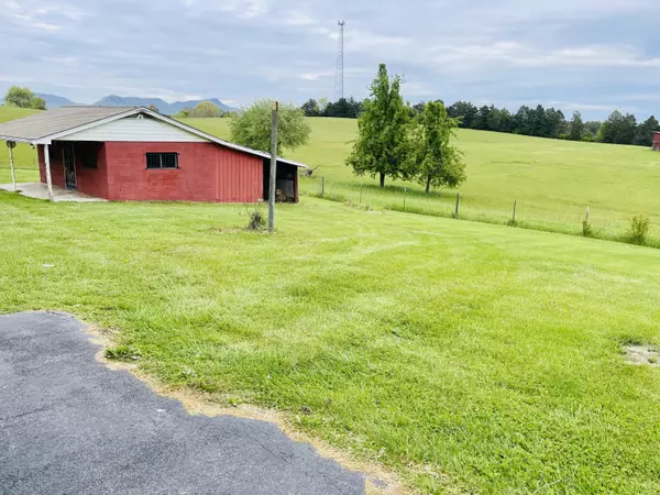 Corryton, TN 37721,1705 Tazewell PIKE