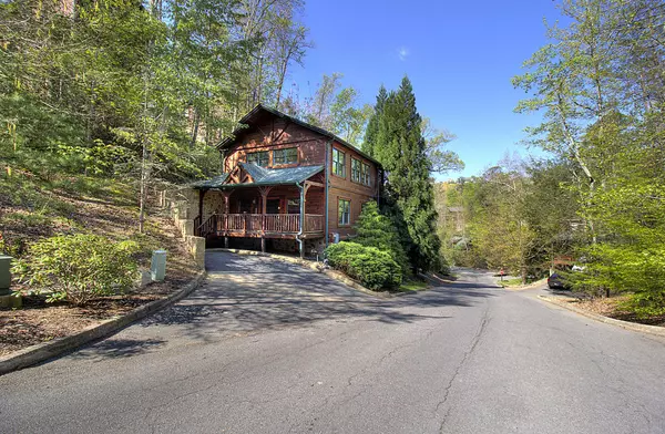 Gatlinburg, TN 37738,652 Gatlinburg Falls Way