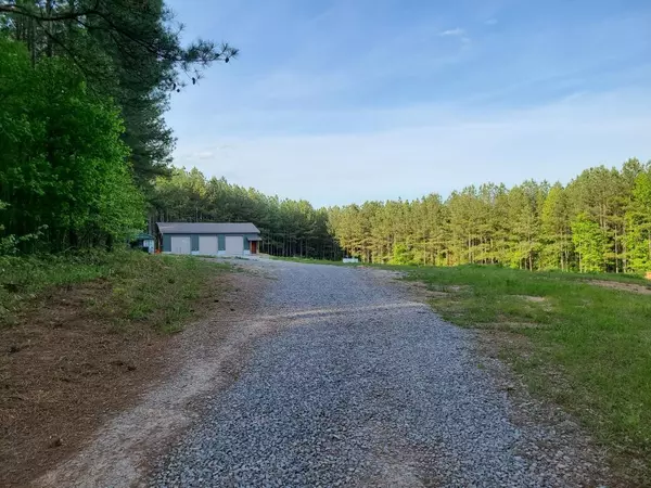 Niota, TN 37826,152 County Road 192