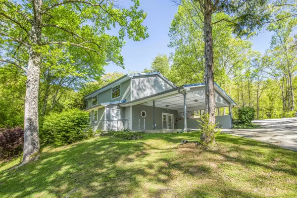 150 Armes LN, Clinton, TN 37716