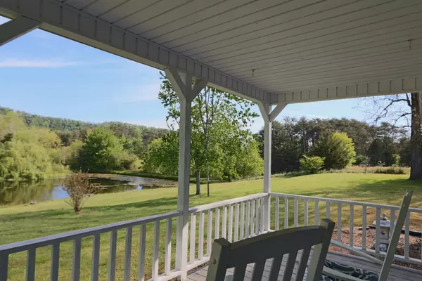 Tellico Plains, TN 37385,165 Charlie Rd