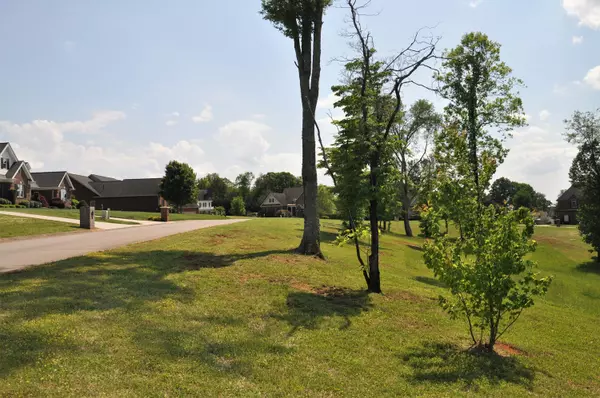 Maryville, TN 37803,3030 Larkspur LN