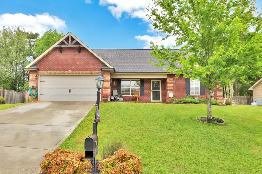 6036 Whisper Ridge LN, Corryton, TN 37721