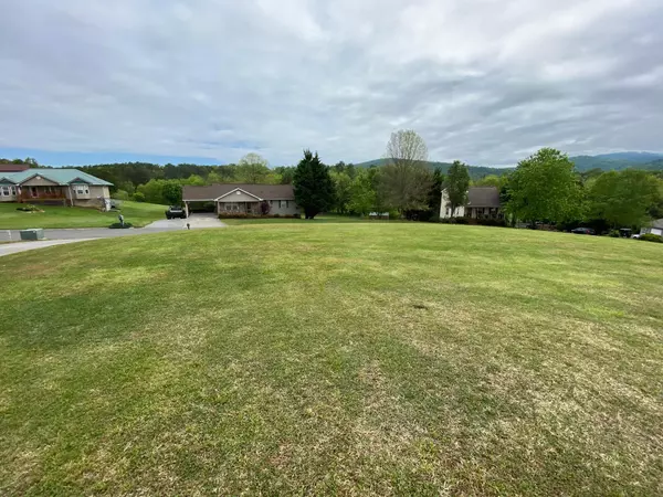 Sevierville, TN 37876,2755 Meadow Crest LN