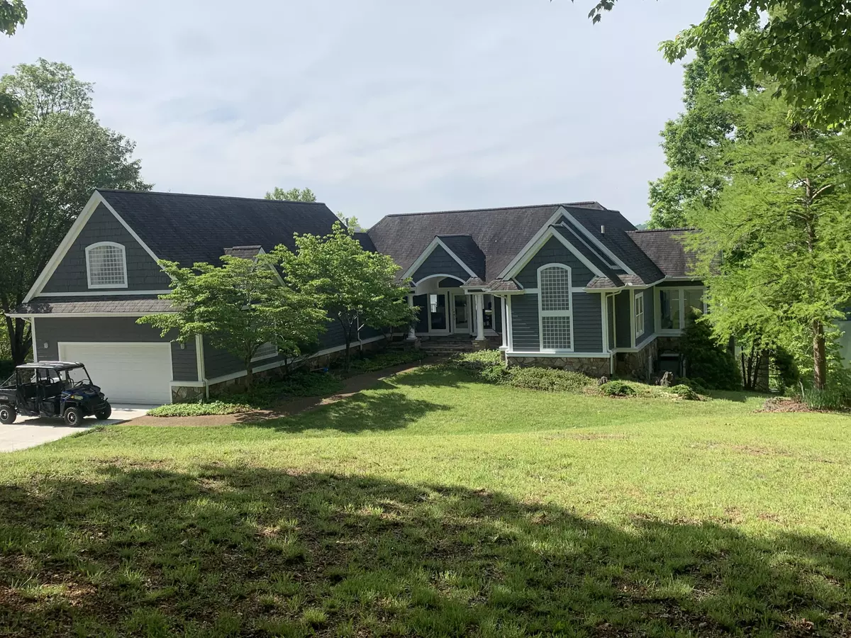 Lafollette, TN 37766,202 Deer Ridge LN