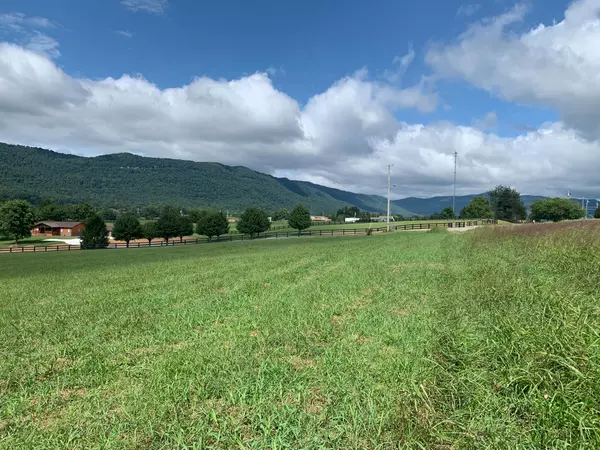 Ruby LN, Lafollette, TN 37766