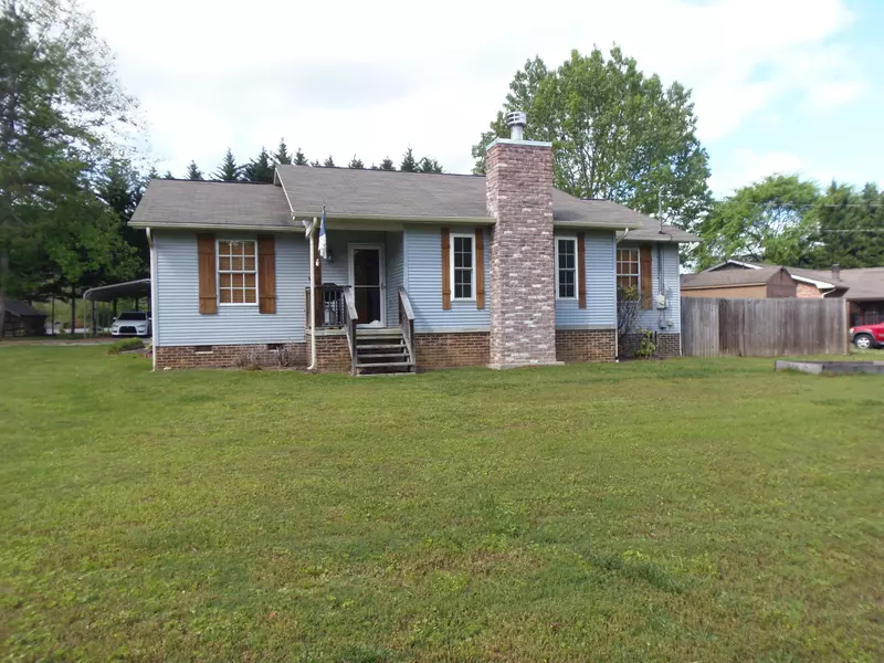 203 Leatherwood DR, Walland, TN 37886