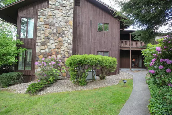 3815 East Parkway Unit 6, Gatlinburg, TN 37738