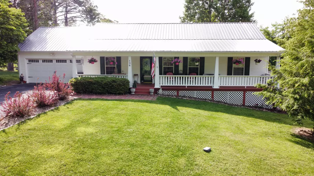 136 Lakemont LN, Caryville, TN 37714