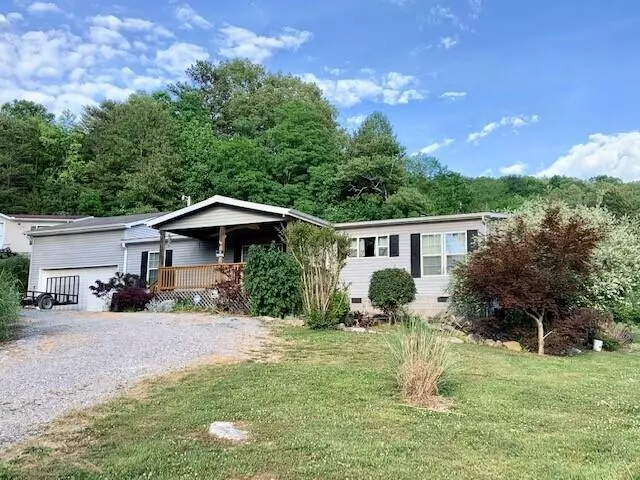 120 Walnut DR, New Tazewell, TN 37825