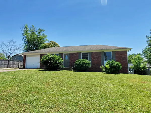 2038 Cheltenham Rd, Maryville, TN 37804