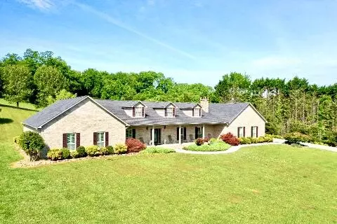 3217 Old Lowes Ferry Rd, Louisville, TN 37777