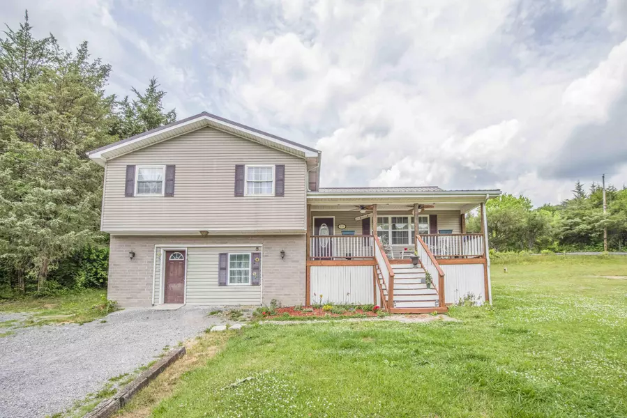 514 Loyston Rd, Maynardville, TN 37807