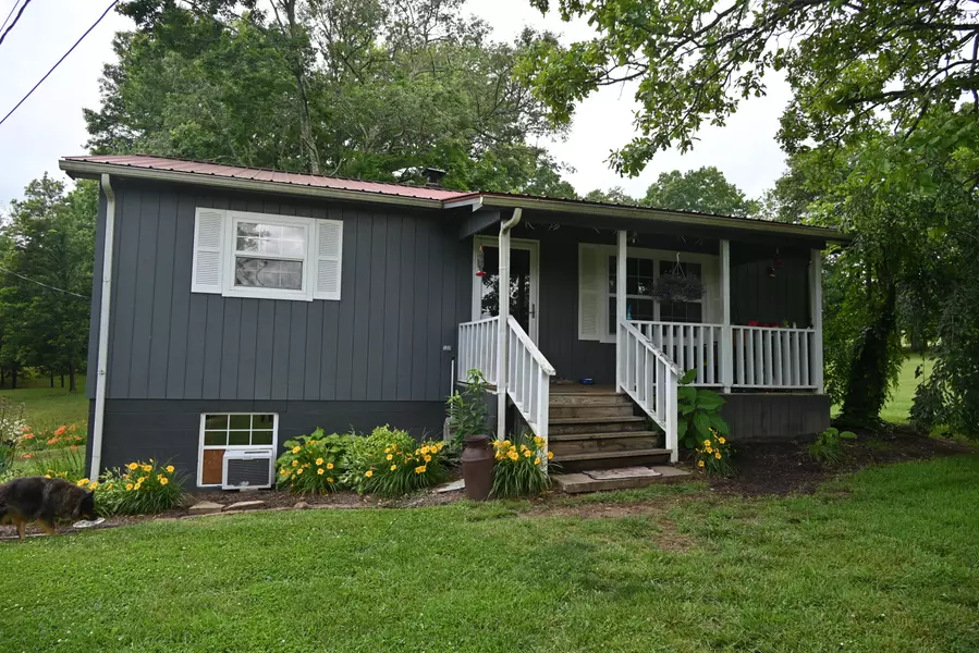 1219 Daysville Rd, Rockwood, TN 37854