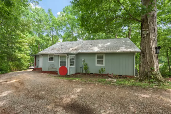 Sweetwater, TN 37874,515 County Road 312