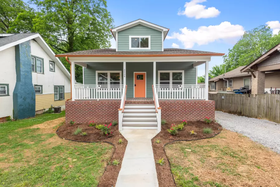 2538 Woodbine Ave, Knoxville, TN 37914