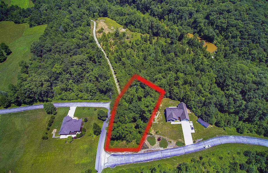 Emory Pointe LN, Harriman, TN 37748