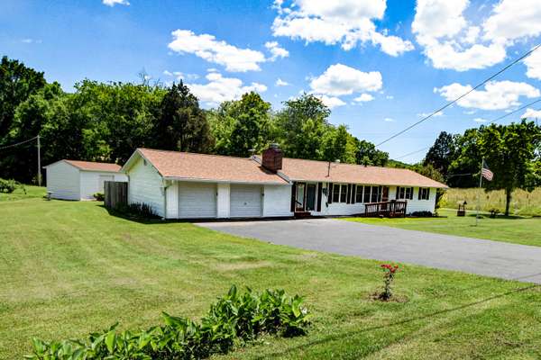 651 Hines Valley Rd, Lenoir City, TN 37771