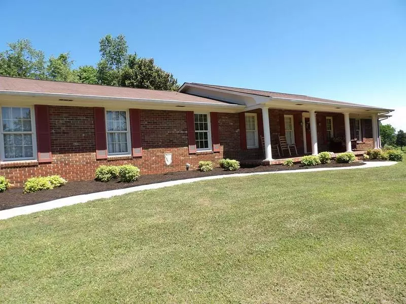 Jefferson City, TN 37760,1570 Laurel Hills Circle